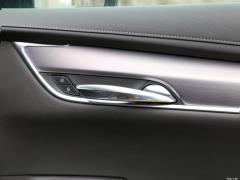 Семиместный полноприводный автомобиль 2021 2.0T 2021 2.0T seven-seater four-wheel drive style Фото 684 из 872
