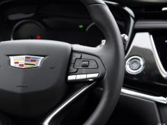 Модель 2021 года с фейслифтингом 2.0T шестиместная полноприводная модель премиум-класса 2021 model facelift 2.0T six-seater four-wheel drive premium model Фото 52 из 872