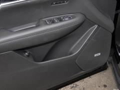 2021 2.0T шестиместный полноприводный люкс 2021 2.0T six-seater two-wheel drive luxury Фото 712 из 872