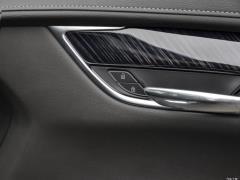 2021 2.0T шестиместный полноприводный люкс 2021 2.0T six-seater two-wheel drive luxury Фото 747 из 872
