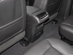 Шестиместный полноприводный автомобиль 2021 2.0T 2021 2.0T six-seater four-wheel drive style Фото 602 из 872