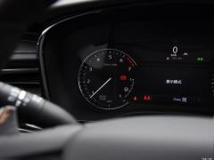 Модель 2021 года с фейслифтингом 2.0T шестиместная полноприводная модель премиум-класса 2021 model facelift 2.0T six-seater four-wheel drive premium model Фото 58 из 872
