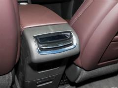 2021 2.0T семиместный полноприводный люкс 2021 2.0T seven-seater two-wheel drive luxury Фото 90 из 124
