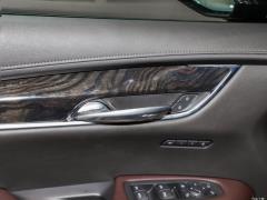 2021 2.0T семиместный полноприводный люкс 2021 2.0T seven-seater two-wheel drive luxury Фото 63 из 124