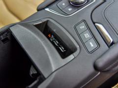 2021 2.0T шестиместный полноприводный платиновый тип 2021 2.0T six-seater four-wheel drive platinum type Фото 25 из 66
