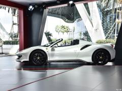 Фото Ferrari 488 Spider , Внешний вид кузова