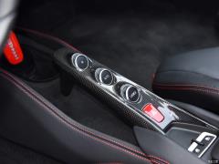2020 Spider 3.9T V8 2020 Spider 3.9T V8 Фото 47 из 363