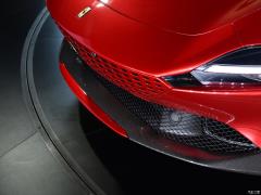 2020 модель 3.9T V8 2020 3.9T V8 Фото 38 из 108