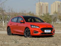 2021 Хэтчбек EcoBoost 180 Automatic ST Line 2021 Hatchback EcoBoost 180 Automatic ST Line Фото 3 из 65