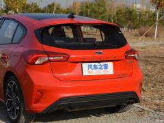 2021 Хэтчбек EcoBoost 180 Automatic ST Line 2021 Hatchback EcoBoost 180 Automatic ST Line Фото 45 из 65