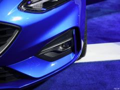 2021 седан EcoBoost 180 автомат ST Line 2021 sedan EcoBoost 180 automatic ST Line Фото 26 из 120