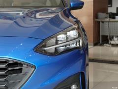 2021 Хэтчбек EcoBoost 180 Automatic ST Line 2021 Hatchback EcoBoost 180 Automatic ST Line Фото 73 из 120