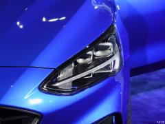 2021 седан EcoBoost 180 автомат ST Line 2021 sedan EcoBoost 180 automatic ST Line Фото 25 из 120