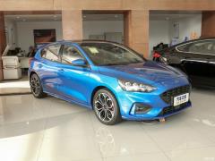 2021 Хэтчбек EcoBoost 180 Automatic ST Line 2021 Hatchback EcoBoost 180 Automatic ST Line Фото 9 из 120