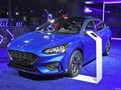 2021 седан EcoBoost 180 автомат ST Line 2021 sedan EcoBoost 180 automatic ST Line Фото 1 из 120