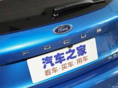 2021 Хэтчбек EcoBoost 180 Automatic ST Line 2021 Hatchback EcoBoost 180 Automatic ST Line Фото 105 из 120