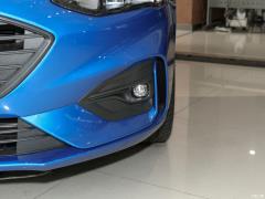 2021 Хэтчбек EcoBoost 180 Automatic ST Line 2021 Hatchback EcoBoost 180 Automatic ST Line Фото 74 из 120