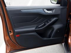 2021 Safari Edition EcoBoost 180 Автоматическая охота на приливы 2021 Safari Edition EcoBoost 180 Automatic Tide Hunting Фото 489 из 602