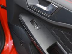 2021 Хэтчбек EcoBoost 180 Automatic ST Line 2021 Hatchback EcoBoost 180 Automatic ST Line Фото 586 из 602