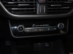 2021 Хэтчбек EcoBoost 180 Automatic NeochaEDGE 2021 Hatchback EcoBoost 180 Automatic NeochaEDGE Фото 194 из 602