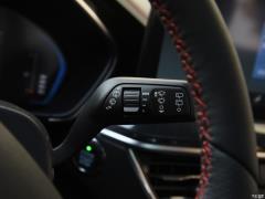 2021 Хэтчбек EcoBoost 180 Automatic ST Line 2021 Hatchback EcoBoost 180 Automatic ST Line Фото 303 из 602