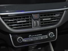 2021 седан EcoBoost 180 автомат ST Line 2021 sedan EcoBoost 180 automatic ST Line Фото 75 из 602