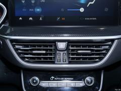 2021 седан EcoBoost 180 автомат ST Line 2021 sedan EcoBoost 180 automatic ST Line Фото 45 из 602