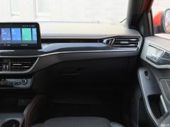 2021 Хэтчбек EcoBoost 180 Automatic ST Line 2021 Hatchback EcoBoost 180 Automatic ST Line Фото 280 из 602