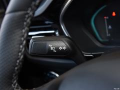 2021 Хэтчбек EcoBoost 180 Automatic NeochaEDGE 2021 Hatchback EcoBoost 180 Automatic NeochaEDGE Фото 178 из 602