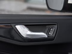 2021 Хэтчбек EcoBoost 180 Automatic NeochaEDGE 2021 Hatchback EcoBoost 180 Automatic NeochaEDGE Фото 449 из 602