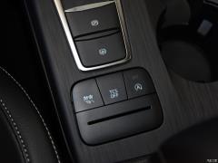 2021 Хэтчбек EcoBoost 180 Automatic NeochaEDGE 2021 Hatchback EcoBoost 180 Automatic NeochaEDGE Фото 199 из 602