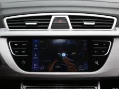 Модели 2021 года миллион моделей 1.8TD ручной привод на два колеса комфорт 2021 models million models 1.8TD manual two-wheel drive comfort Фото 68 из 790