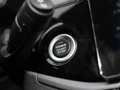 Модели 2021 года миллион моделей 1.8TD DCT полноприводный комфорт 2021 models million models 1.8TD DCT two-wheel drive comfort Фото 15 из 790