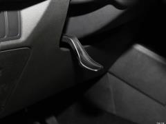 Модели 2021 года миллион моделей 1.8TD DCT полноприводный комфорт 2021 models million models 1.8TD DCT two-wheel drive comfort Фото 14 из 790