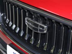 2021 2.0TD мощная автоматическая полноприводная модель премиум-класса 2021 2.0TD high-power automatic four-wheel drive premium model Фото 32 из 108