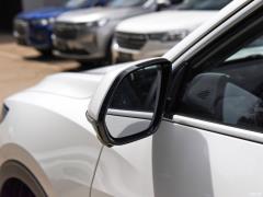 2021 2.0T полноприводный i-drive 2021 2.0T two-wheel drive i-drive Фото 186 из 339