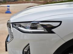 Полноприводная версия 2021 1.5T с чрезвычайно интеллектуальной технологией 2021 1.5T two-wheel drive extremely intelligent technology version Фото 241 из 354