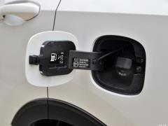 Полноприводная версия 2021 1.5T с чрезвычайно интеллектуальной технологией 2021 1.5T two-wheel drive extremely intelligent technology version Фото 261 из 354