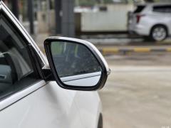Полноприводная версия 2021 1.5T с чрезвычайно интеллектуальной технологией 2021 1.5T two-wheel drive extremely intelligent technology version Фото 227 из 354
