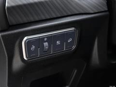 Полноприводная версия 2021 1.5T с чрезвычайно интеллектуальной технологией 2021 1.5T two-wheel drive extremely intelligent technology version Фото 54 из 375