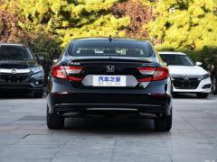 230TURBO Comfort Edition National VI 2018 г. 2018 230TURBO Comfort Edition National VI Фото 6 из 121