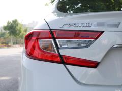 2018 Rui · Гибрид 2.0L Ruizhi Edition National VI 2018 Rui·Hybrid 2.0L Ruizhi Edition National VI Фото 120 из 126