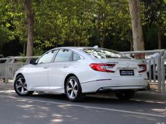 2018 Rui · Гибрид 2.0L Ruizhi Edition National VI 2018 Rui·Hybrid 2.0L Ruizhi Edition National VI Фото 19 из 126