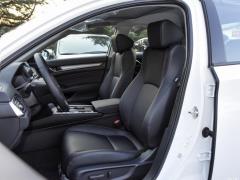 260TURBO Deluxe Edition National VI 2018 г. 2018 260TURBO Deluxe Edition National VI Фото 350 из 704