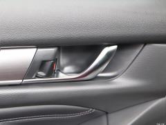 2018 Sharp Hybrid 2.0L с острым ошейником, издание National VI 2018 Sharp Hybrid 2.0L Sharp Collar Edition National VI Фото 559 из 704