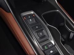 2018 Rui · Гибрид 2.0L Ruizhi Edition National VI 2018 Rui·Hybrid 2.0L Ruizhi Edition National VI Фото 16 из 45