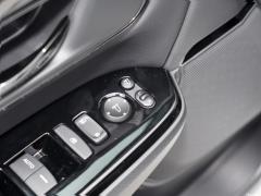 2021 Sharp · Гибридный 2.0L 4WD Net · Black Jazz Edition 2021 Sharp·Hybrid 2.0L 4WD Net·Black Jazz Edition Фото 424 из 813