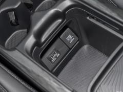 2021 240TURBO CVT 4WD Black Jazz Edition 2021 240TURBO CVT 4WD Black Jazz Edition Фото 377 из 813