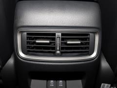 2021 модная полноприводная полноприводная версия 240TURBO CVT 2021 240TURBO CVT two-wheel drive fashion version Фото 668 из 813