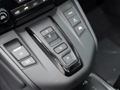 2021 Sharp · Гибридный 2,0-литровый привод на два колеса · Black Jazz Edition 2021 Sharp·Hybrid 2.0L Two-wheel Drive Net·Black Jazz Edition Фото 139 из 813